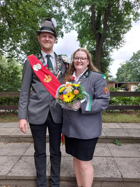 Jan Philipp Tschirschwitz und Inga Diederich | Foto: Eveline Bansemer / Schützenverein Horneburg