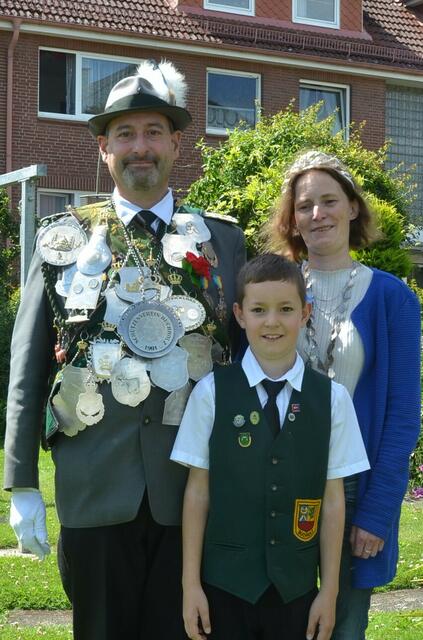 Bernd Wehrmann "der Biergärtner" mit Frau Nicole und der Sohn Jannik | Foto: André Welle