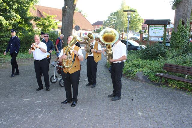 Auch für zünftige Musik war bei der Proklamation gesorgt | Foto: ce