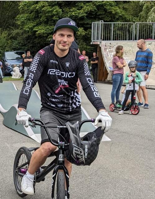  BMX-Profiweltmeister Kristaps Veksa | Foto:  Allegra Movement GmbH / modularpumptrack.com