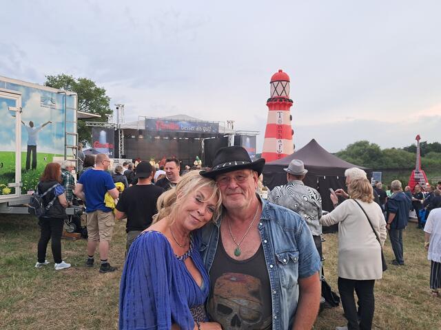 Bea und Thorsten Stahl organisieren seit 2015 das Festival in Tönnhausen | Foto: Anika Werner