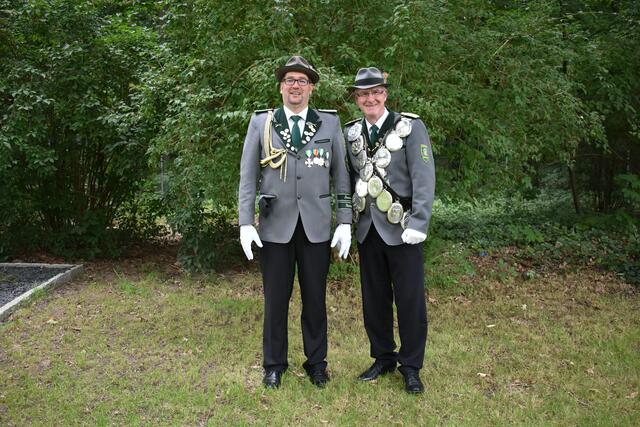 Adjutant Ulf Wegwerth (links) und König Olaf von Appen | Foto: Schützenkorps Winsen