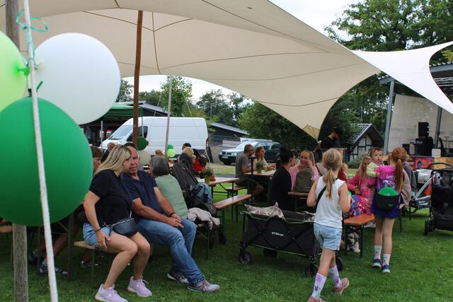 Vor allem Familien besuchten das große VfL-Sommerfest am Sonntag | Foto: pöp