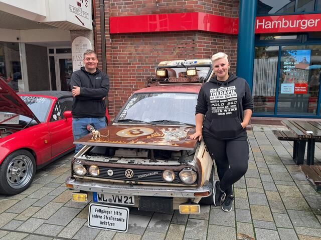 Jazz hat ihr Auto "Bezzy" zu einem Rat-Car umgestaltet | Foto: Anika Werner