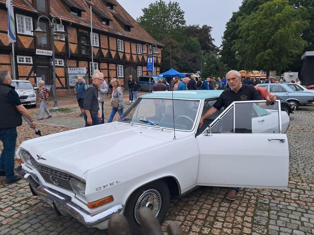 Jürgen Jacob hat einen Admiral A (Bj. 1964) professionell restauriert | Foto: Anika Werner
