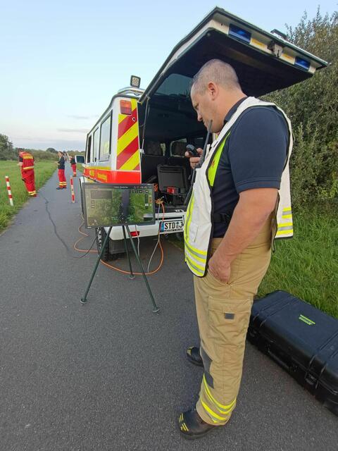 Weit mehr als 100 Einsatzkräfte waren vor Ort | Foto: FFW Wiepenkathen