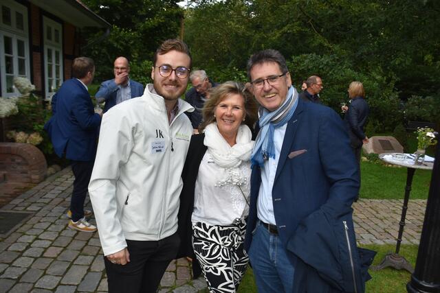 Julian Kühnel (v. li.), Birgit Siewert und Thomas Kühnel | Foto: Axel-Holger Haase
