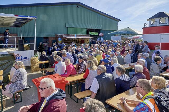 Impressionen von früheren Kohltagen  | Foto: Dithmarschen Tourismus e.V._photocompany