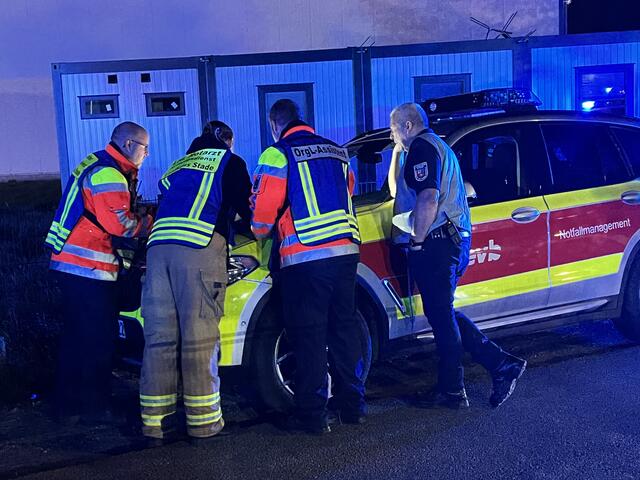 Lagebesprechung vor Ort | Foto: Landkreis Stade / Daniel Beneke