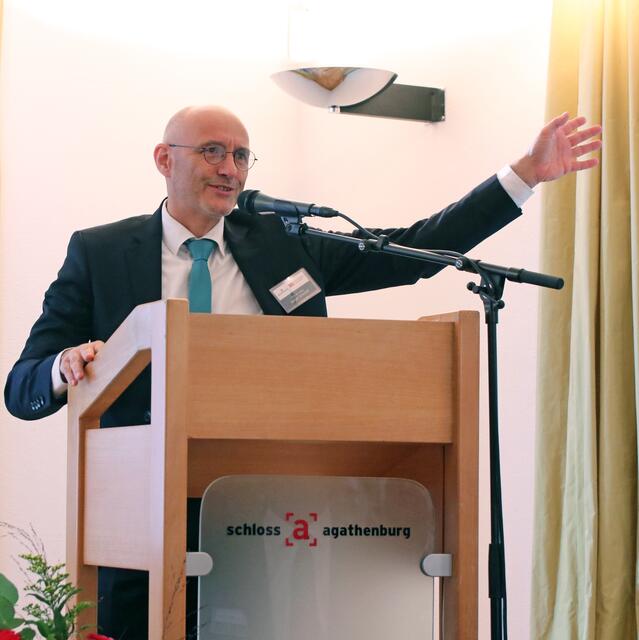 Prof. Dr. Holger Schmidt ist bei den Elbe Klinken geistiger Vater des Projektes | Foto: jd