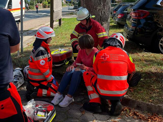 DRK-Rettungsdienst im Landkreises Harburg und die Freiwilligen Feuerwehr Hanstedt probten den Ernstfall | Foto: FF Hanstedt