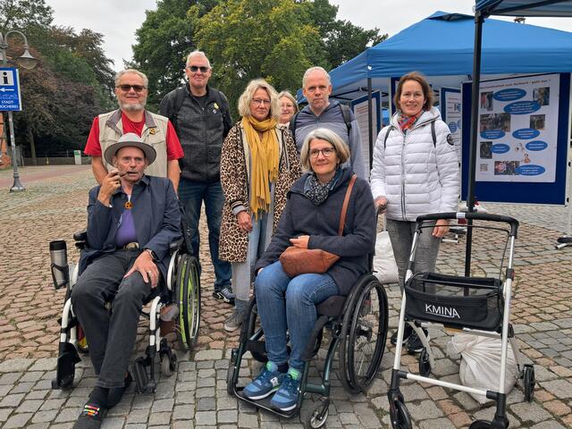 Die Mitglieder des Netzwerk barrierefrei leben im Landkreis Harburg setzt sich für mehr Barrierefreiheit ein | Foto: Anika Werner