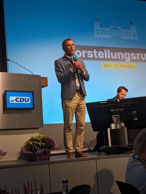 Jan-Hendrik Röhse, Bürgermeister von Buchholz, bei seiner Antrittsrede 