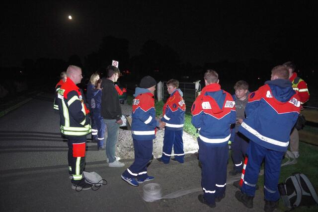 Die Jugendfeuerwehr beim Nachtmarsch | Foto: A. Feldtmann, Pressesprecher der FF Hittfeld