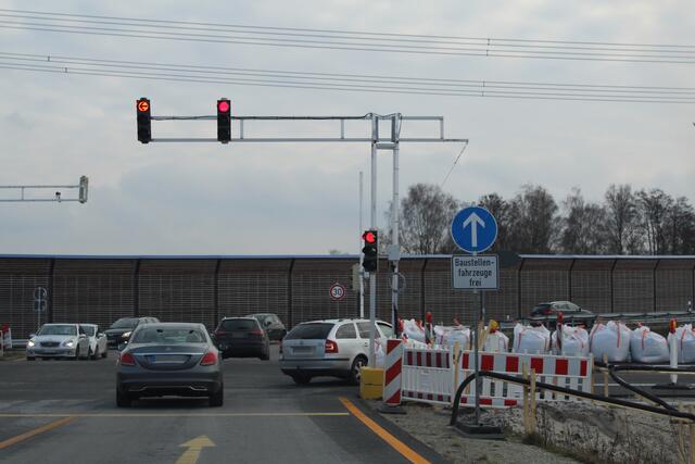Der silberne Pkw dürfte eigentlich von Rübke kommend nicht rechts auf die A26 abbiegen  | Foto: pm