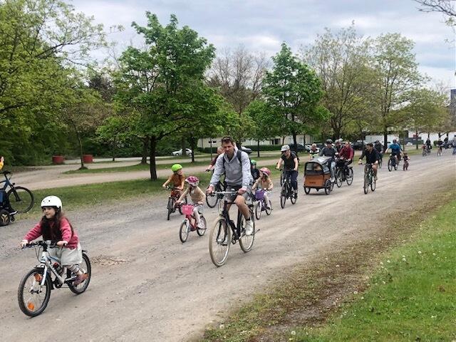 Eine "Kidical Mass" gab es schon wiederholt in Buxhholz. Jetzt soll sie auch in Stade stattfinden | Foto: Ulrich Albrecht, ADFC Stade