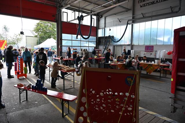 Vor allem für die jungen Besucher wurde viel geboten. | Foto: Freiwillige Feuerwehr Wiepenkathen / Daniel Beneke