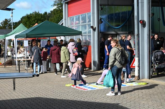Es gab viel Programm für Kinder und Jugendliche. | Foto: Freiwillige Feuerwehr Wiepenkathen / Daniel Beneke