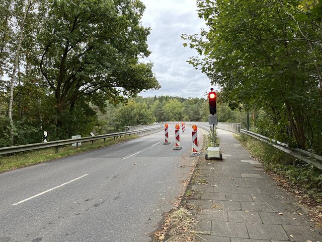 Die Horster Landstraße ist momentan nur einspurig befahrbar | Foto: sra