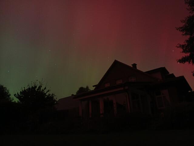 WOCHENBLATT-Leser Nils Kästner schickte dieses Foto der farbenfrohen Polarlichter ein | Foto: Nils Kästner 