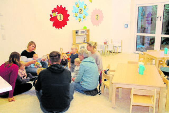 Eine der beiden Krippengruppen: In der Eingewöhungsphase bleiben die Eltern mit dabei | Foto: wd