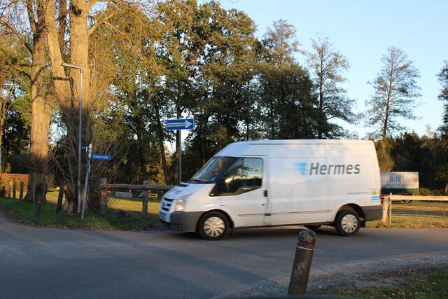 Der eilige Hermes-Lieferant ignorierte die Einbahnstraßenregelung - wie viele andere  | Foto: pöp