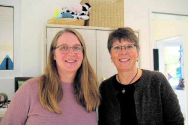 Freuen sich auf die Einweihungsfeier und den Tag der offenen Tür: Kita-Leiterin Erdmute Beckmann und Katja Steffen-Hagedorn | Foto: wd
