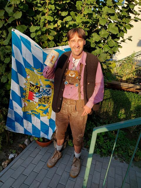 "Ein Prosit der Gemütlichkeit. Auf gehts!", schreibt Joachim Marthe aus Winsen | Foto: Marthe