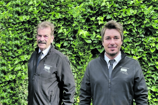 Zwei Generationen, gemeinsam in die Zukunft: Bruno und Dominic Poppe | Foto: Poppe