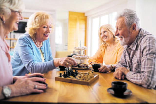 Gemeinsam in Moisburg alt werden ist das Motto des Projekts (Symbolfoto) | Foto: AdobeStock / Drazen