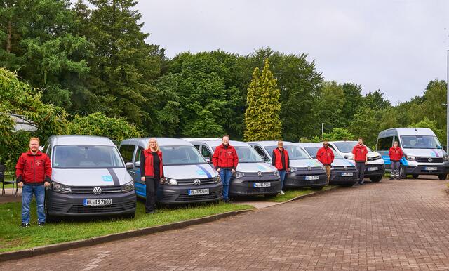 Insgesamt 15 Fahrzeuge gehören zur "flinken Flotte" des Rolli Mobil &amp; Service, nicht alle sind abgebildet | Foto: Friedhelm Ott