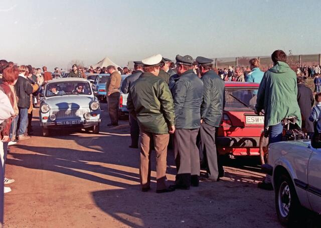 An den Grenzübergängen herrschte fast Volksfeststimmung | Foto: jd