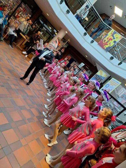 Hier wackelt das Rathaus. | Foto: CCS