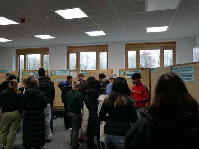 Bei der Kickoff-Veranstaltung wurden Ideen gesammelt und Fragen gestellt | Foto: Handtke