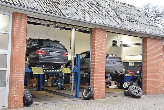 Auf allen Bühnen erhalten die Kunden den sehr guten Service  | Foto: Axel-Holger Haase