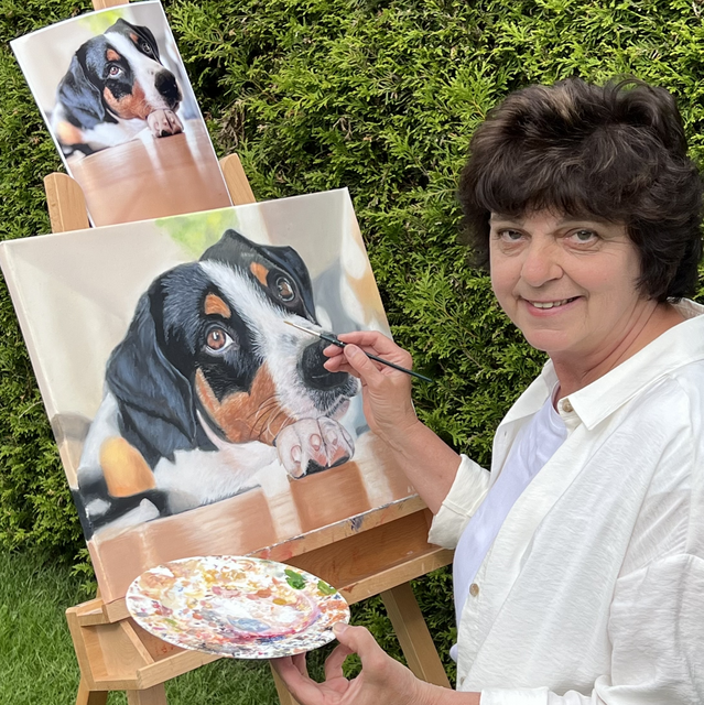 Andrea Büttner malt u.a. fotorealistische Tierportraits | Foto: Büttner