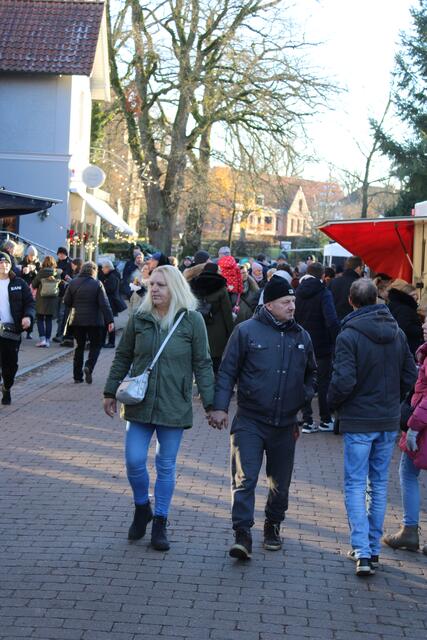 Die Winsener Straße war wieder eine beliebte Flaniermeile | Foto: ce