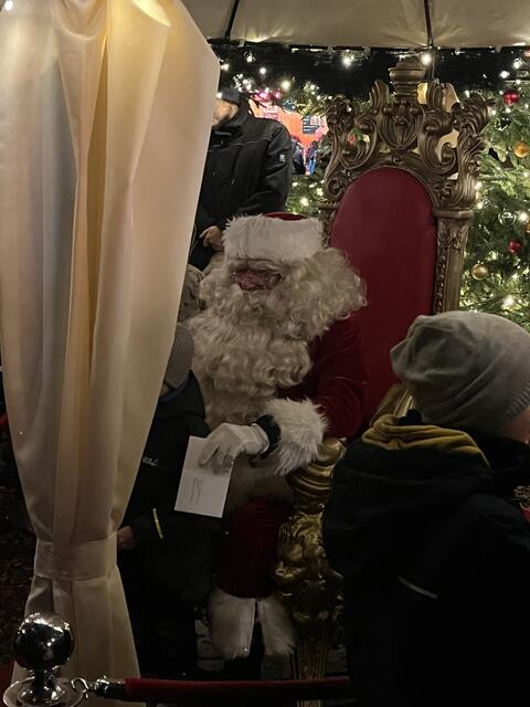 Ein Weihnachtsmann wie im Bilderbuch