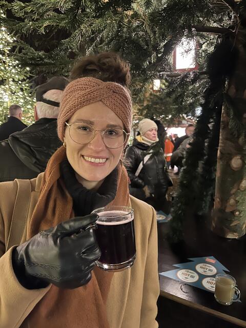 Marlen Fasold aus Düsseldorf freut sich über die märchenhafte Weihnachtsstimmung