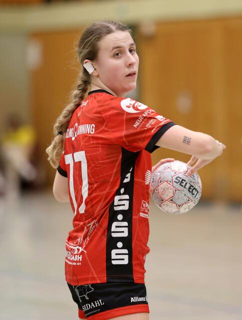 Amelie Gabriel steuerte mit einer starken Leistung elf Tore zum Heimsieg des TuS Jahn bei | Foto: cc
