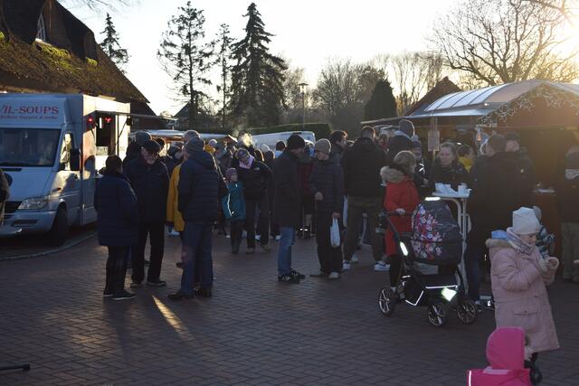 Impressionen: 42. Weihnachtsmarkt der Elbmarsch 