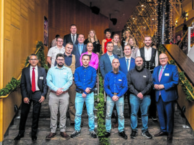 Die Jungmeister und Jungmeisterinnnen | Foto: Foto Schattke
