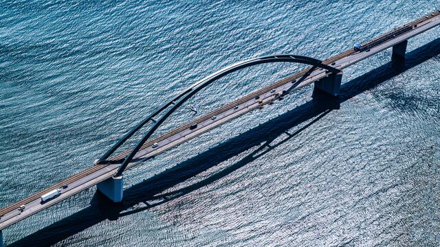 Die Fehmarnsundbrücke aus luftiger Perspektive | Foto: Martin Elsen