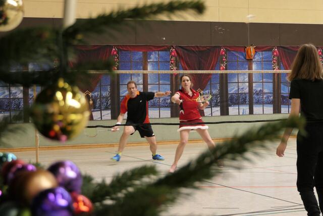 Action durch den Weihnachtsbaum | Foto: Heike Koch/BSV