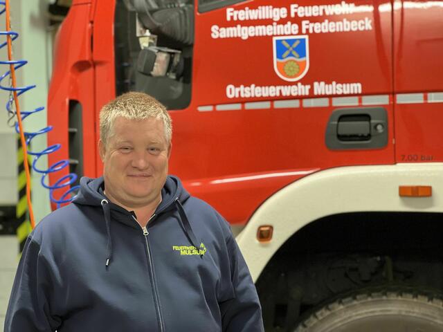  Jugendfeuerwehrwart Maik Pape betreut aktuell 22 Mädchen und Jungen. | Foto: Freiwillige Feuerwehr Mulsum / Daniel Beneke