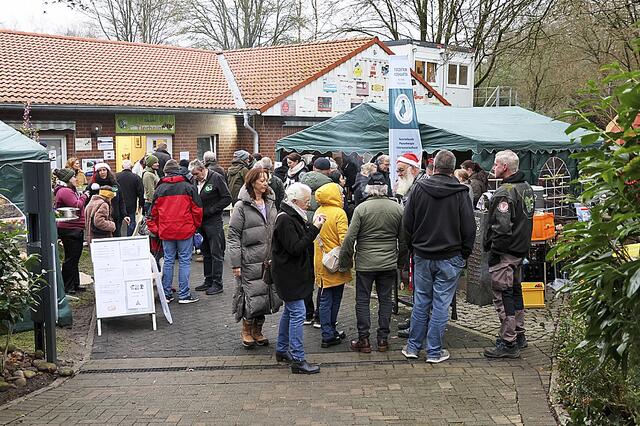 Zum Weihnachtsbasar kamen sehr viele Besucher | Foto: Tierheim Buchholz