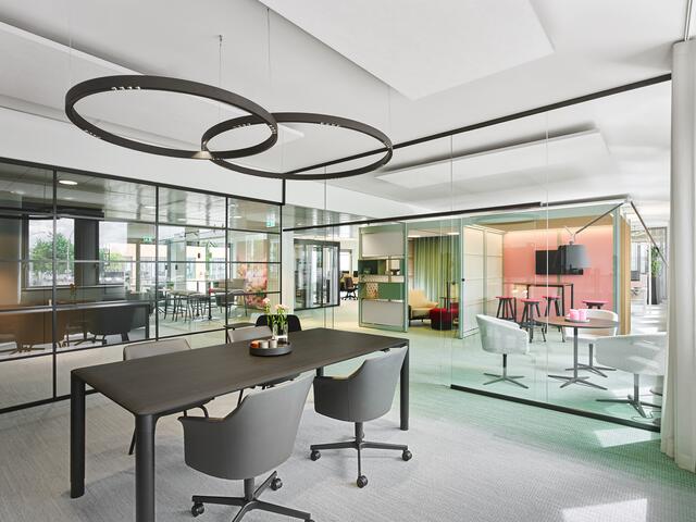 Ein Büro, das hell und freundlich wirkt | Foto: Jordan