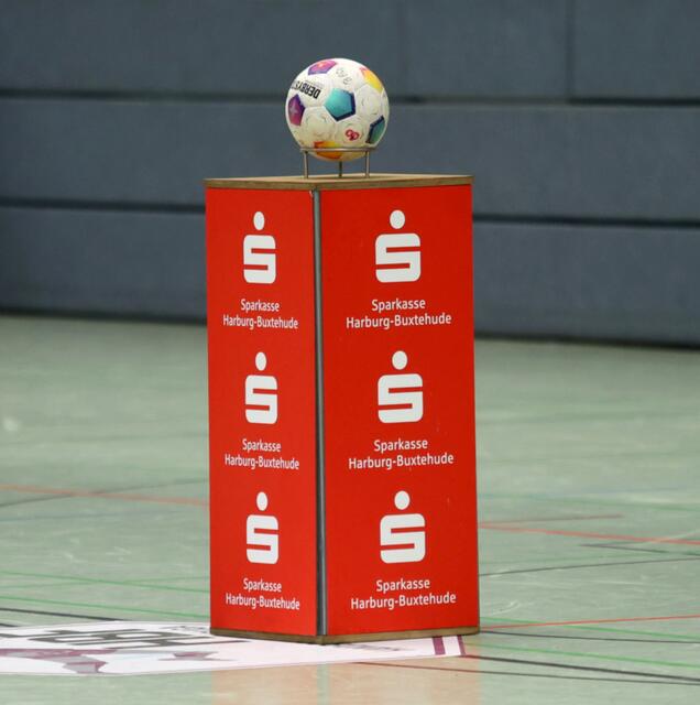 Der Ball liegt bereit... | Foto: cc