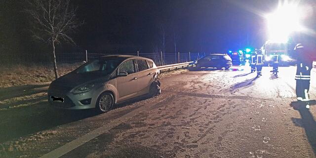 An dem Unfall auf der A26 waren drei Pkw beteiligt | Foto: Michael Dehmlow / FFW der Samtgemeinde Horneburg