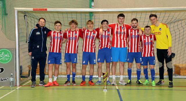Turnierzweiter wurde das Team des FC Rosengarten | Foto: cc